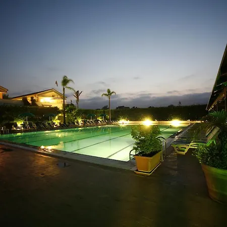 Hotel Leucosya