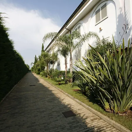Leucosya Hotel Marina Di Casal Velino