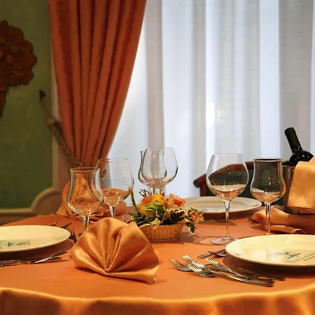 Hotel Leucosya
