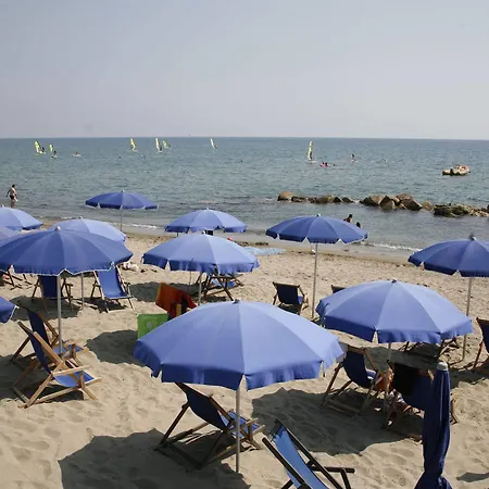 Leucosya 4* Marina Di Casal Velino